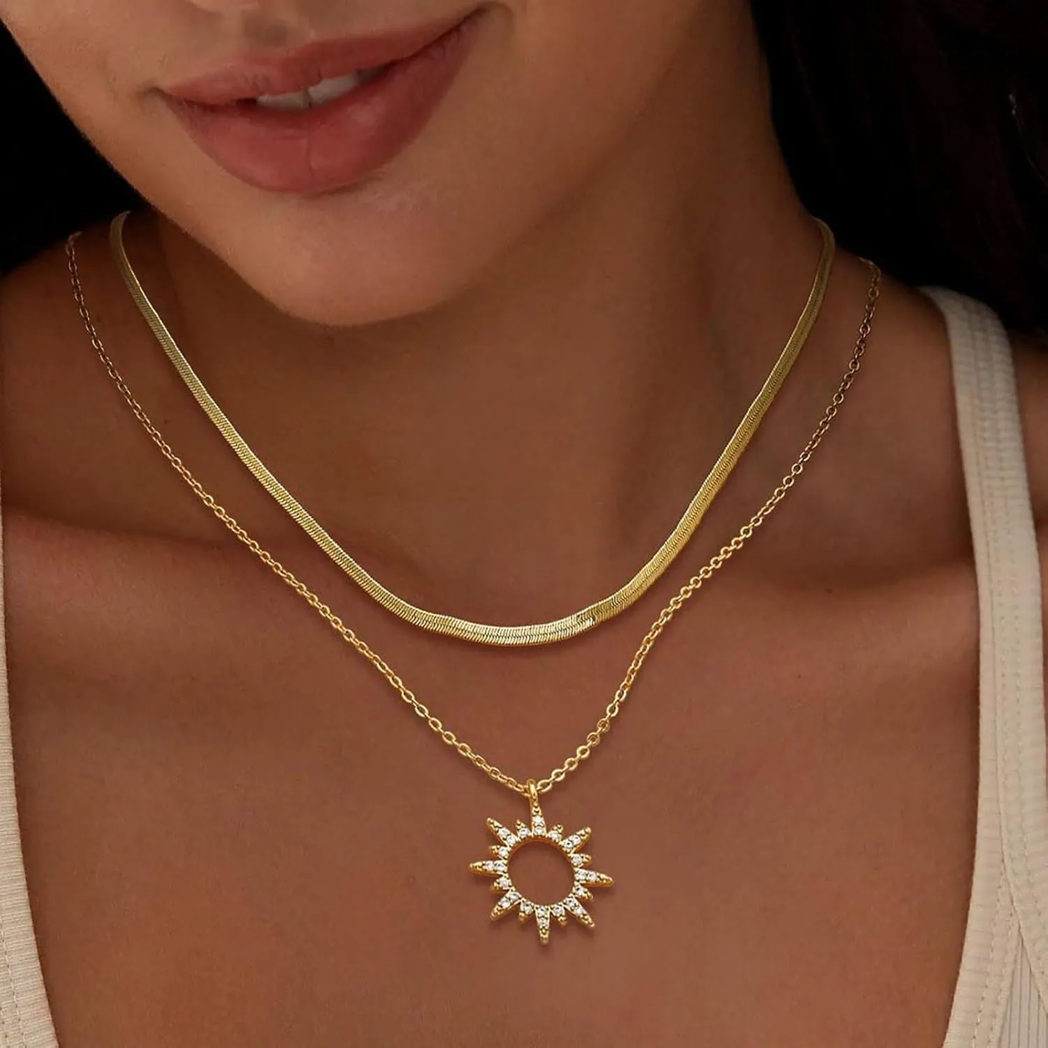 Bohemian Layered Crystal Sunburst Choker Necklace Gold Cz Sun Pendant Necklaces Celestial Sun Herringbone Collar Necklace Flat Snake Bone Chain Necklaces Jewelry for Women
