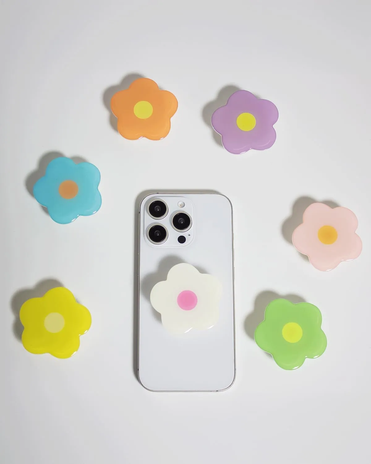 Daisy Phone Grip with Fidget Spinner  Adhesive Type, Floral Design, Secure Hold, Durable and Lightweight, Compatible with Most Smartphones (Pink)