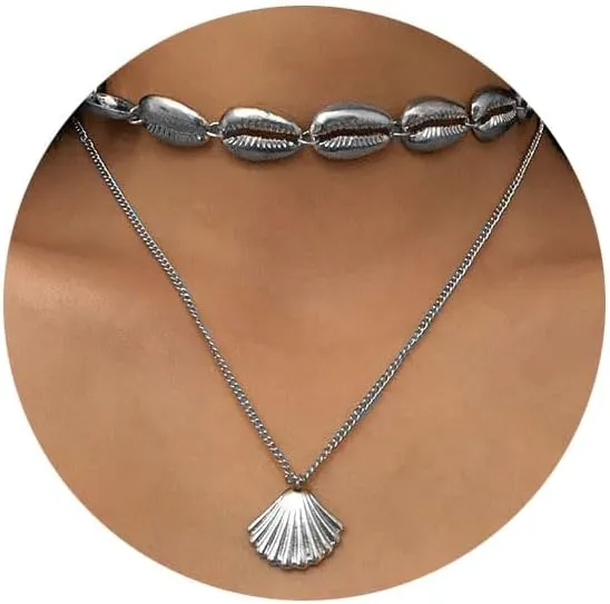 FUTIMELY Boho Layered Shell Pendant Necklaces Gold Choker Necklace Chain for Women Trendy Jewelry for Ladies