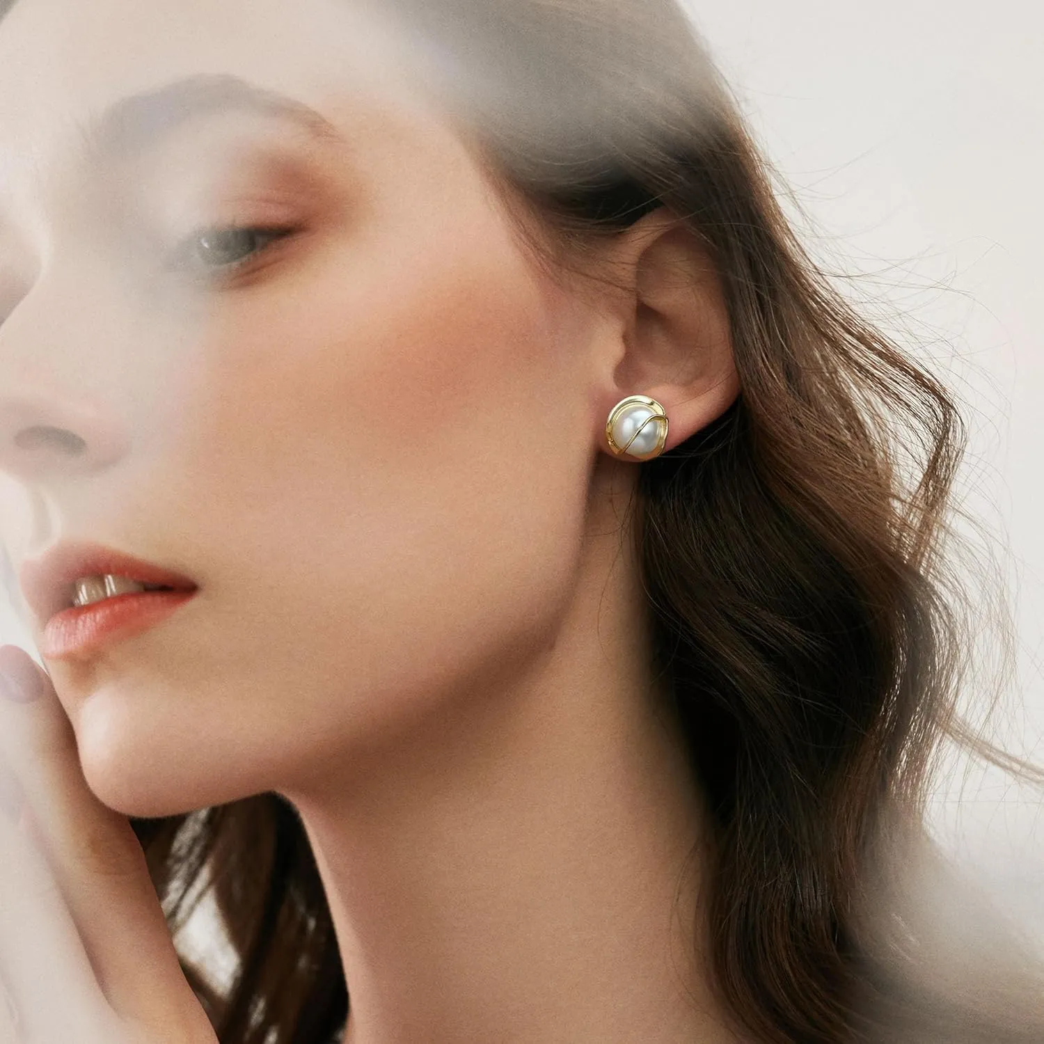 JSJOY Pearl Earrings for Women Stud Earring 14k Gold Hoop Earrings Dangle Fall Earring Jewelry for Women Bride Small Wedding Gifts Wedding Gifts for Her