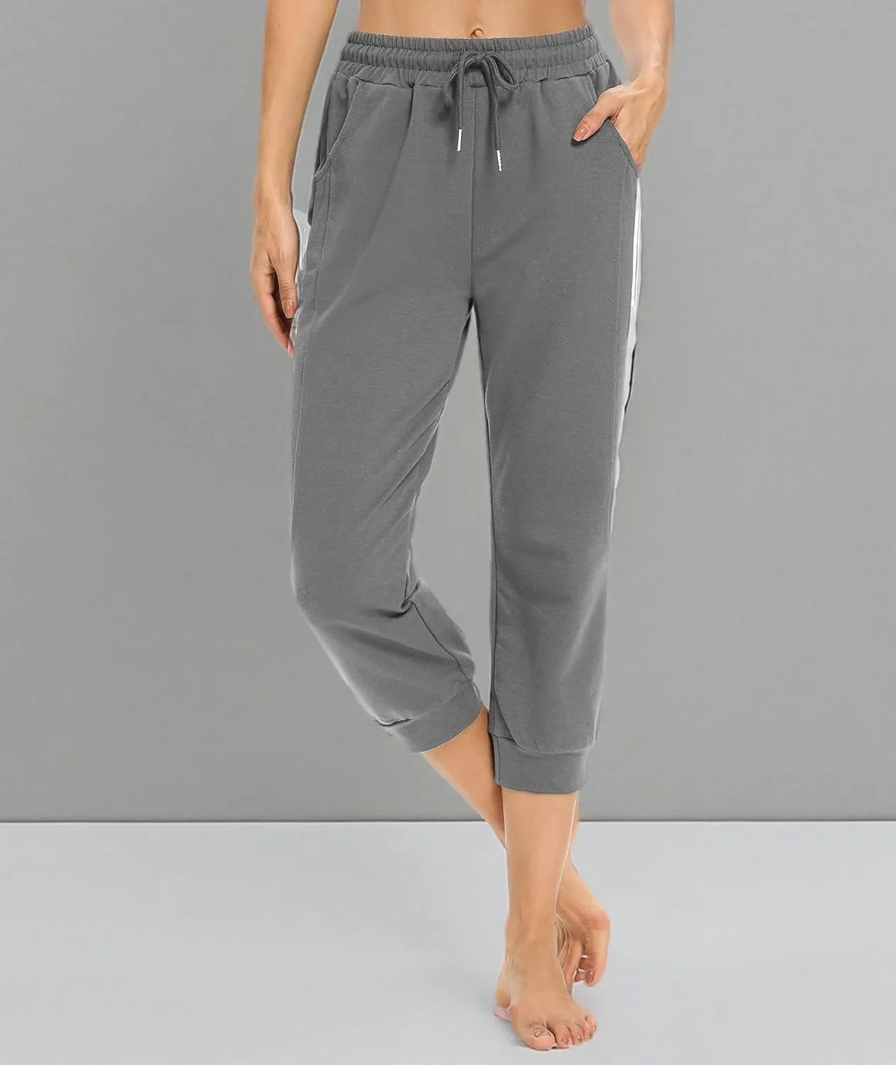 KaiDi Women's Capri Sweatpants - Casual Capri Pants with Pockets, Drawstring Workout Sweatpants for Yoga