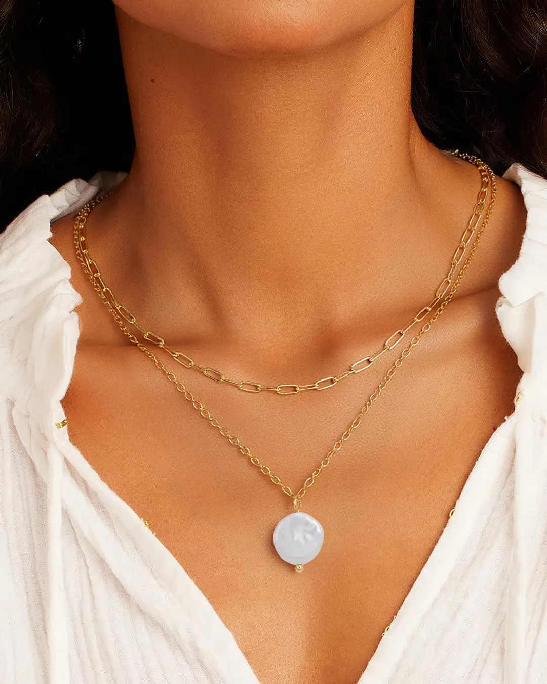 Layered Gold Necklaces for Women, 18K Real Gold Plated Gold Layered Disc Circle Pearl Pendant Necklace Choker Necklace Set Jewelry Gifts for Women