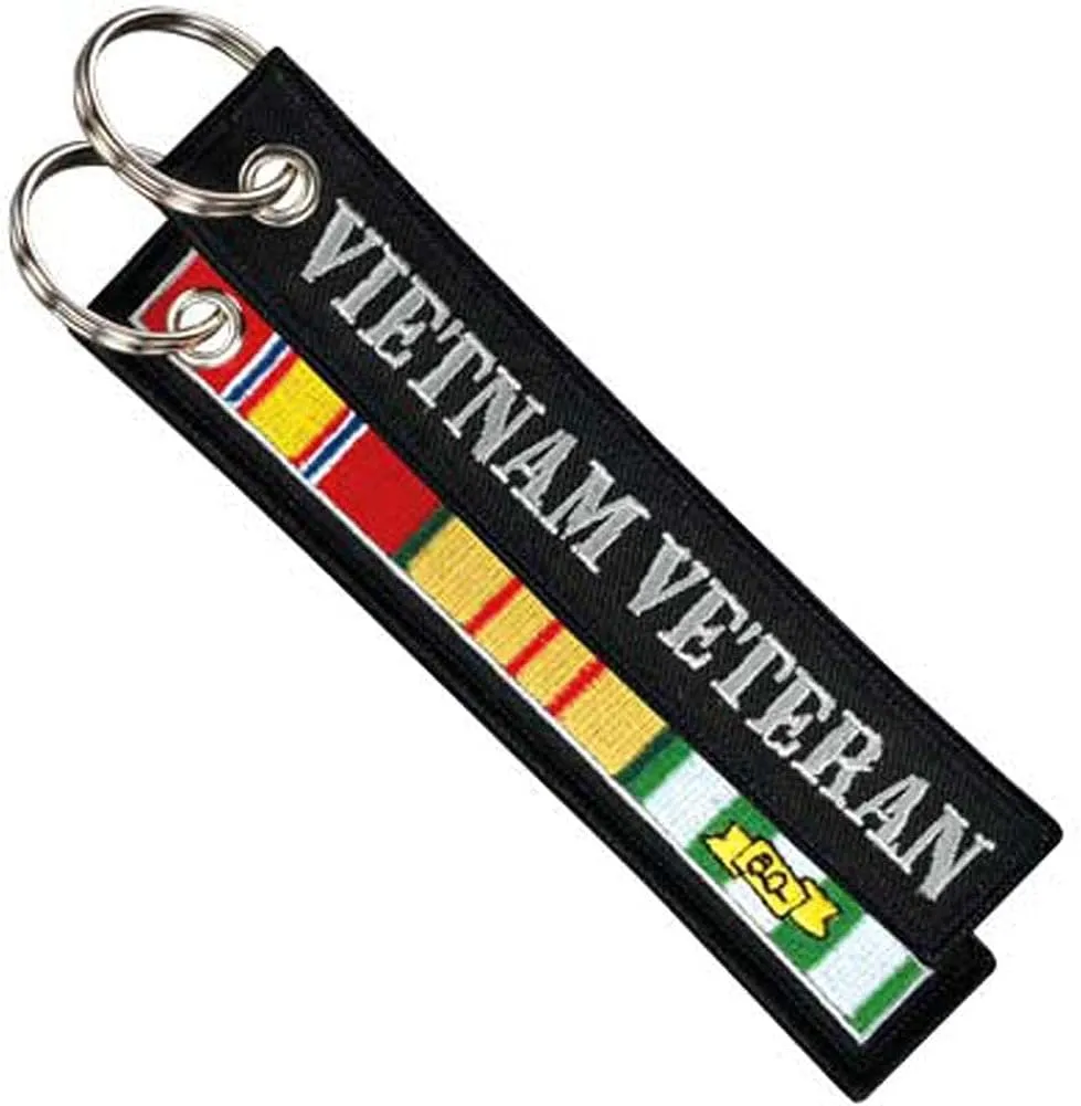 MEDALS OF AMERICA EST. 1976 Vietnam Veteran Keychain