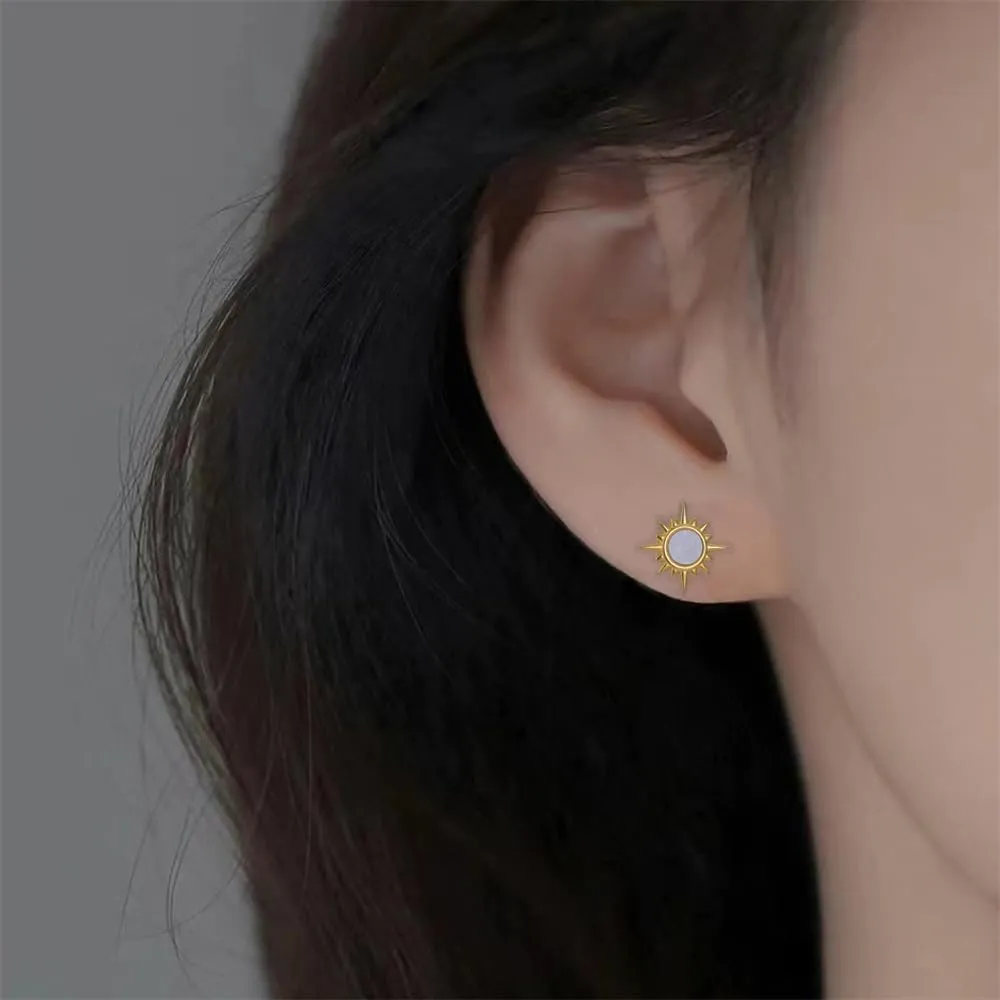 Minimalist Sun Stud Earrings for Women Stainless Steel Earrings Pointed Star Sunburst Sun Cartilage Statement Earring Dainty Jewelry