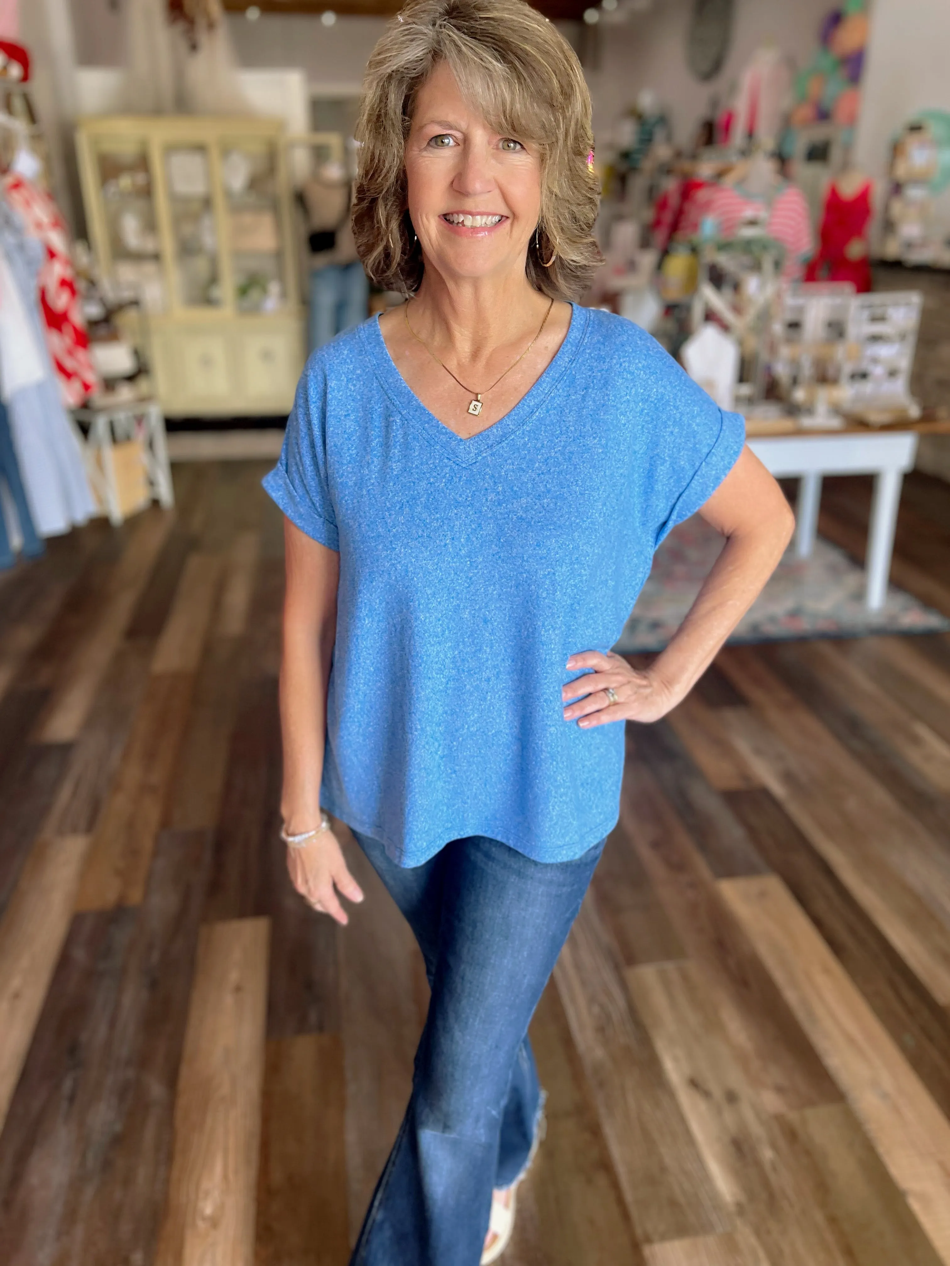 Short Sleeve V Neck Everyday Hacci Tee in Summer  Blue