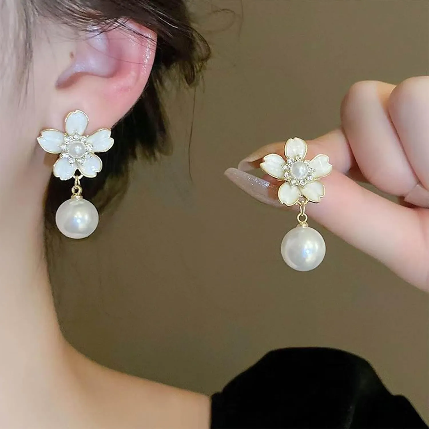 Vintage Crystal Flower Dangle Earrings Red Blossom Flower Stud Earrings Red Pearl Drop Earrings Rhinestone Flower Earrings Jewelry for Women