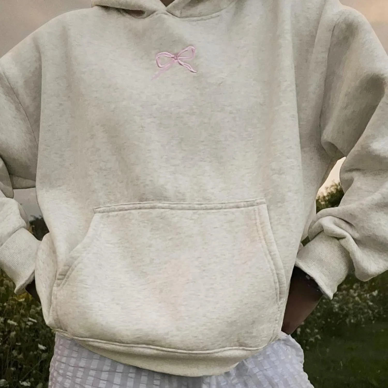Womens Bow Hoodies Oversized Sweatshirts Fleece Long Sleeve Comfy Casual Lightweight Tunic Basic Pullover Tops with Pockets