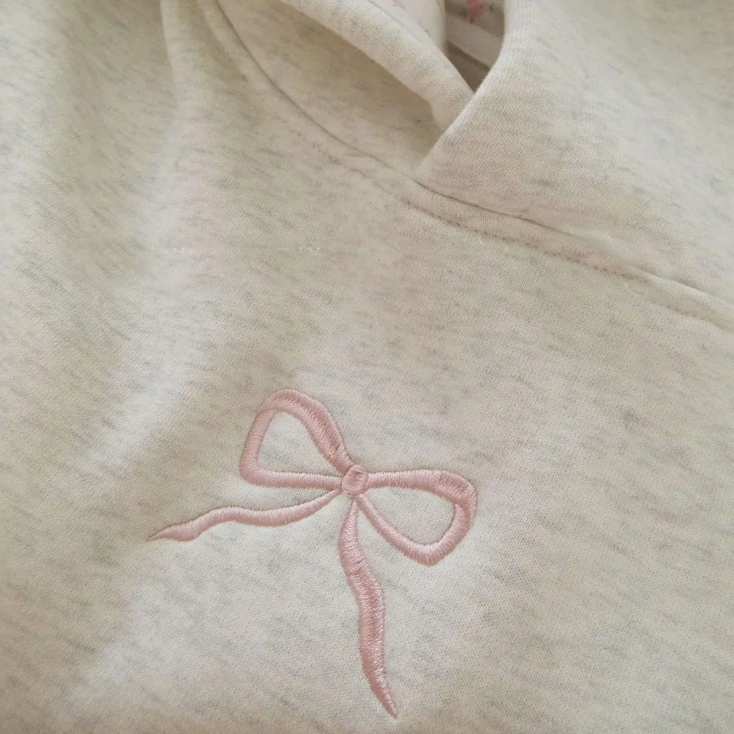 Womens Bow Hoodies Oversized Sweatshirts Fleece Long Sleeve Comfy Casual Lightweight Tunic Basic Pullover Tops with Pockets