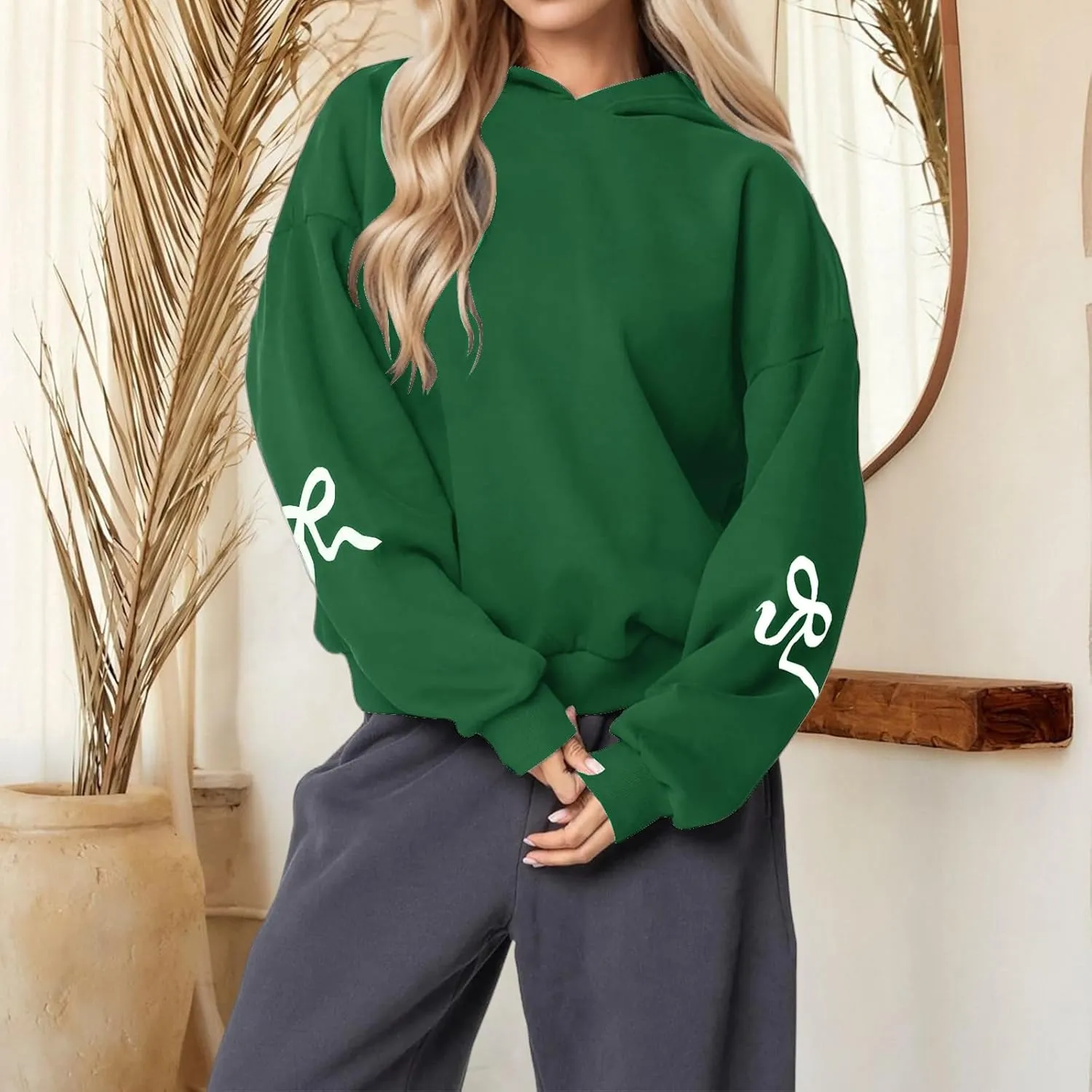 Women's Oversized Hoodies Bow Trim Print Fleeced Hooded Sweatshirts Oversized Long Sleeve Drop Shoulder Pullover Top