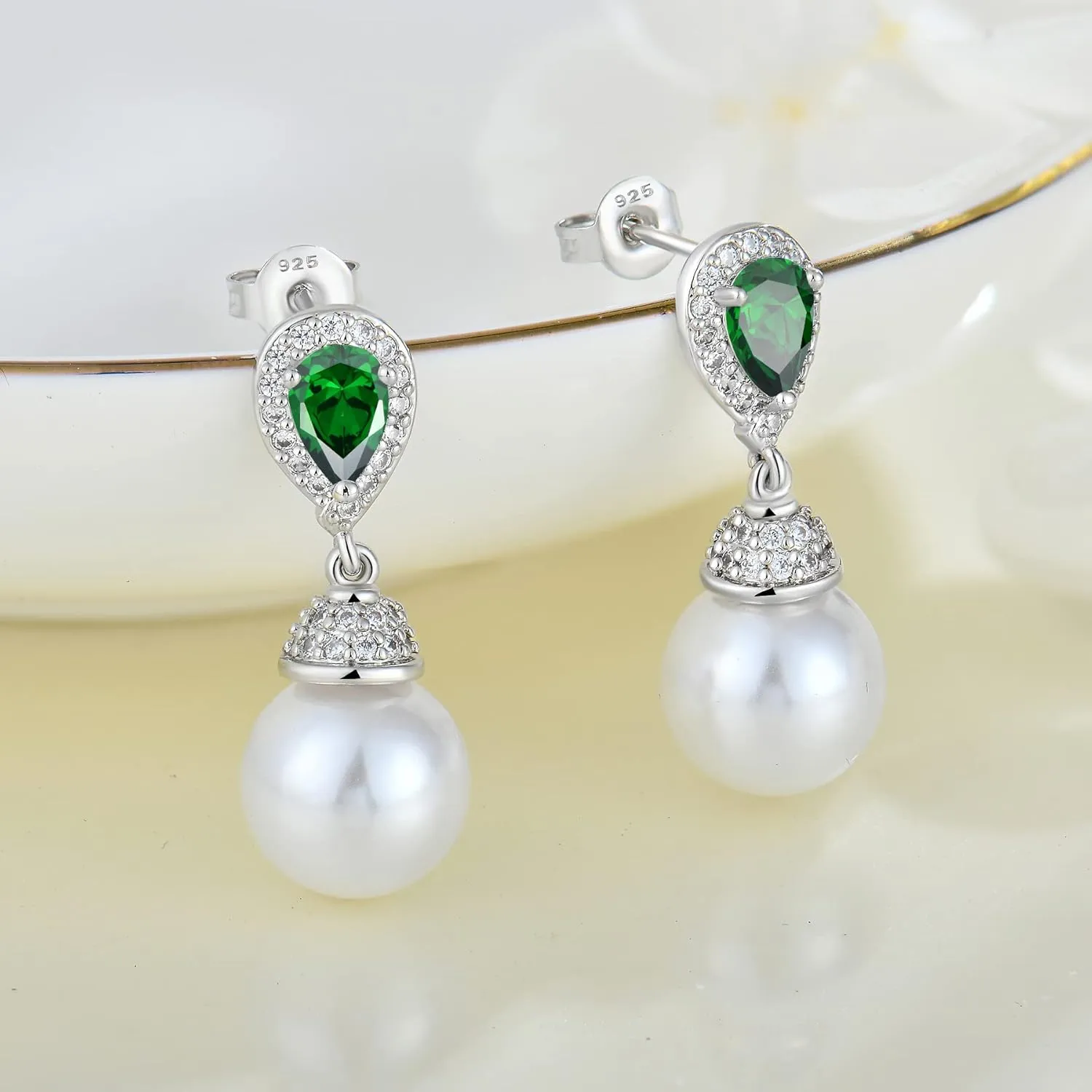 Women's Pearl Wedding Earrings 925 Sterling Silver Mother of Pearl Dangle Earrings with Cubic Zirconia Teardrop Bridal Earrings Jewelry for Women